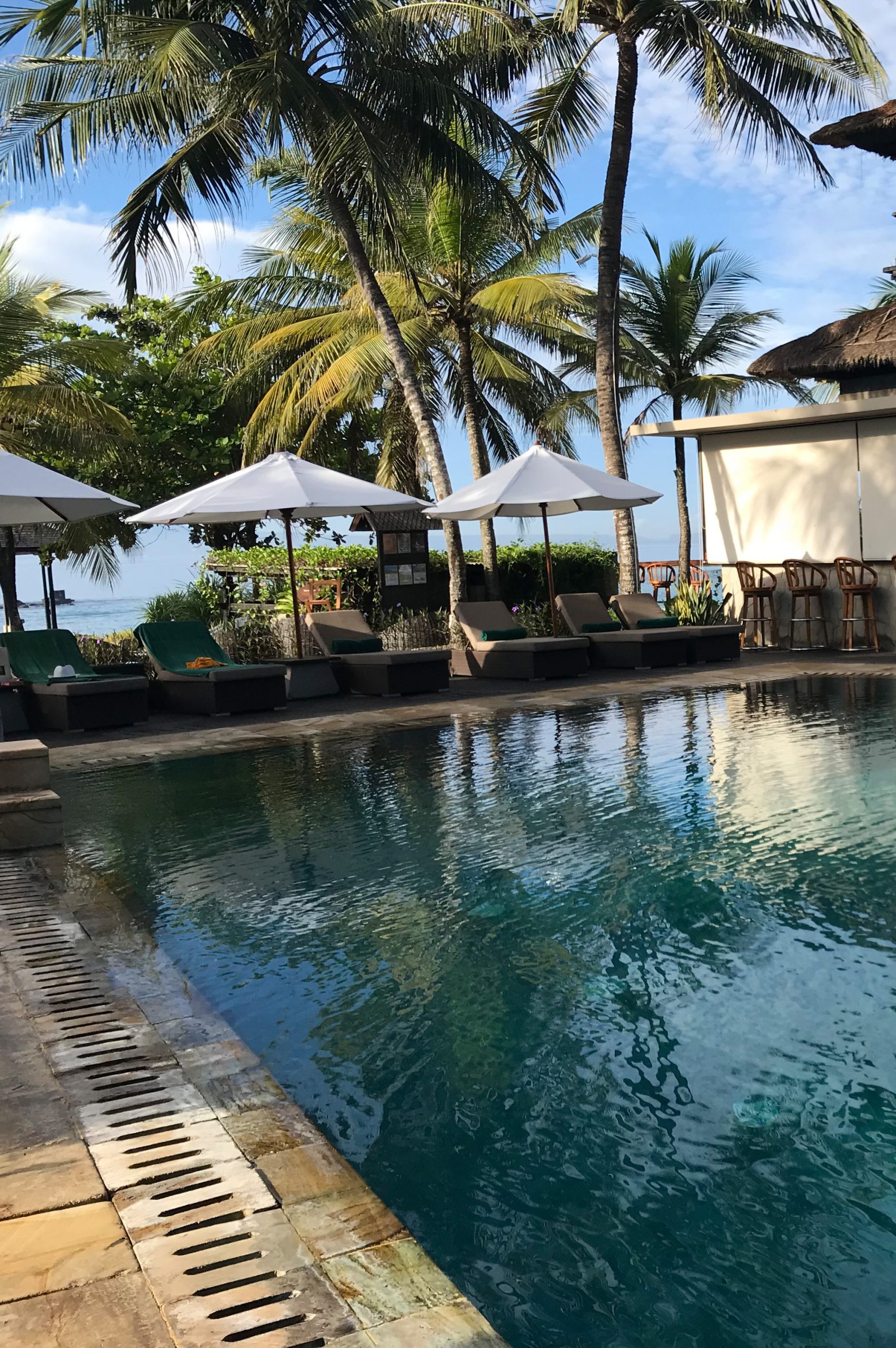 2018-03-16_07-49-33 Pool auf Bali in Candidasa